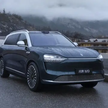 2025-AITO M9 / EREV / Six-seat
