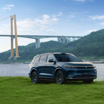 2024-AITO M7 / Five-seat / RWD