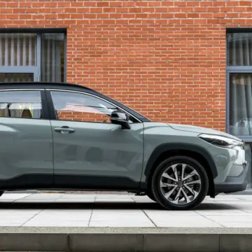 Corolla Cross/Hybrid